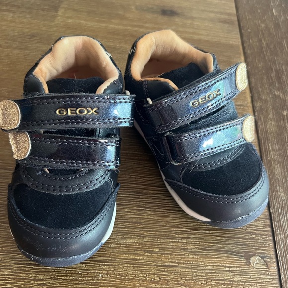 EUC- Geox Unisex Infant Baby Walking Shoes/Sneakers - Size 3 - Picture 9 of 9
